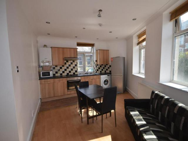 House for rent in Dollis Hill, Greater London