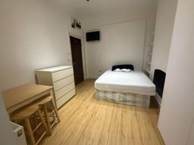 Studio for rent in Greater London