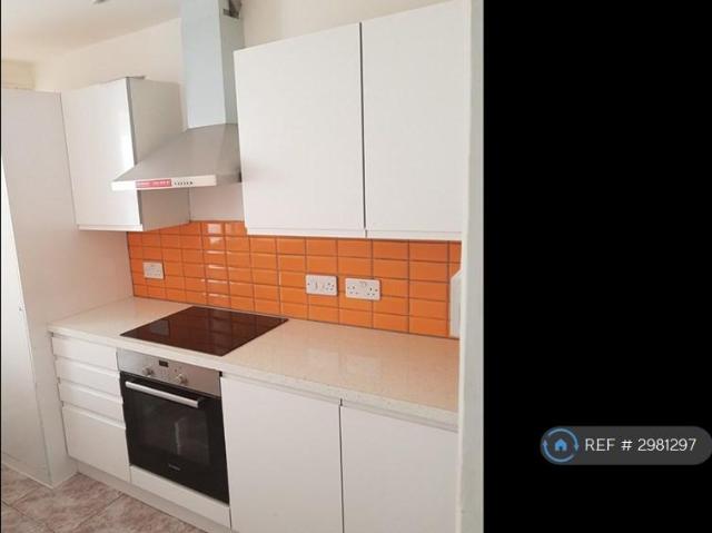 Apartment for rent in London Borough of Barking and Dagenham, Greater London
