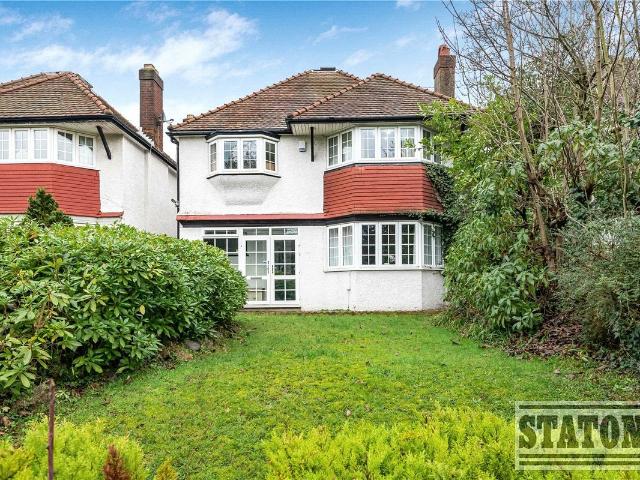 House for rent in Whetstone, Oakleigh Park