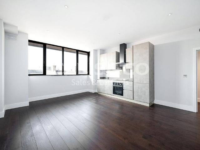 House for rent in Whetstone, Greater London