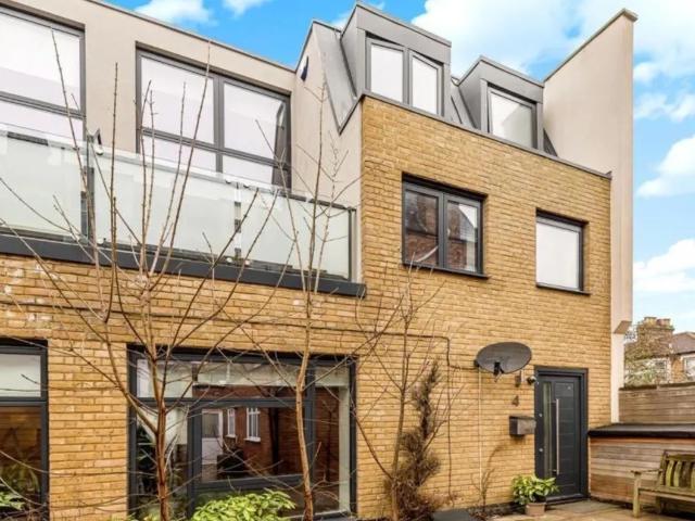 House for rent in Greater London