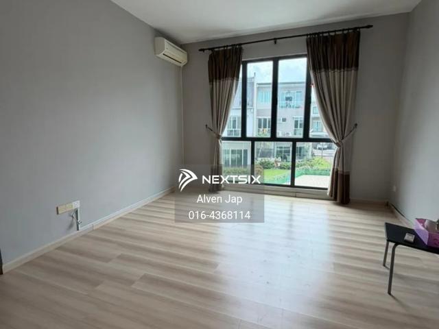 Shop for sale in Johor