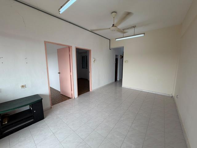Flat for sale in Taman Bachang Baru, Melaka Tengah