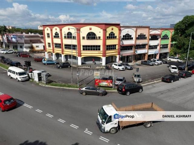 Shop for sale in Seri Kembangan, Majlis Bandaraya Subang Jaya
