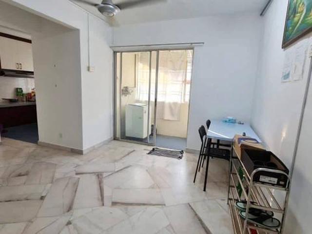 Apartment for sale in Malaka