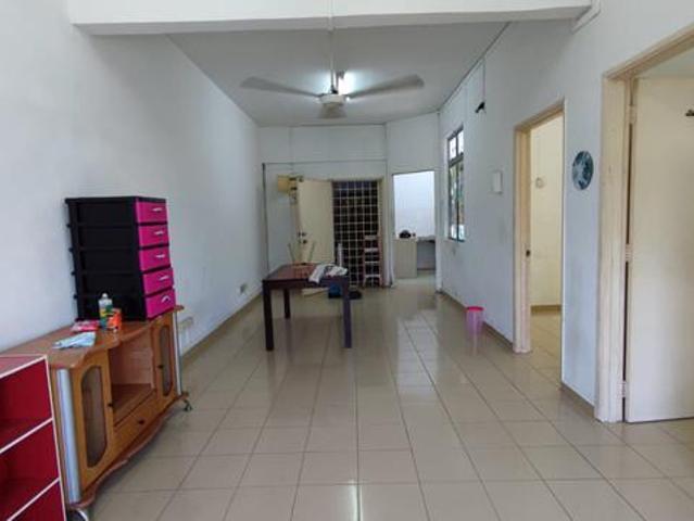 Flat for sale in Bandar Sunway, Majlis Bandaraya Subang Jaya