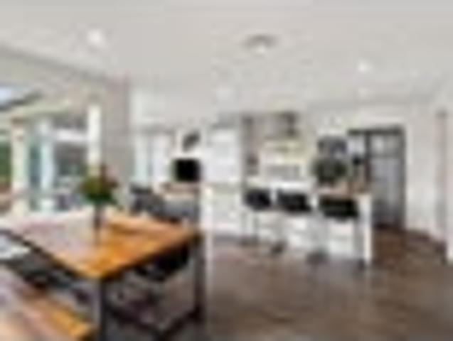 House for sale in Faringdon, Rolleston