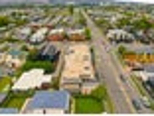 Townhouse for sale in Edgeware, Canterbury