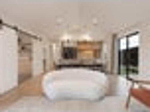 House for sale in Otakou