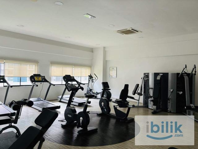 Room for rent in Petaling, Alam Impian