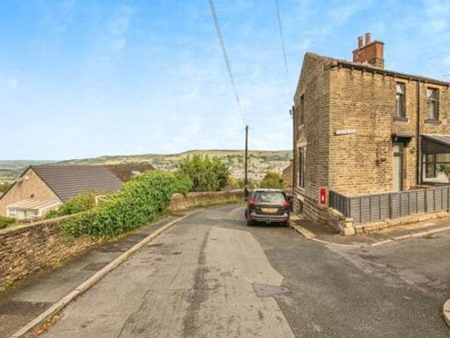 House for sale in Long Lee, West Yorkshire