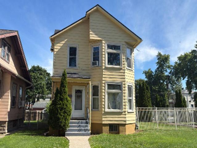 House for sale in Blue Island, Illinois