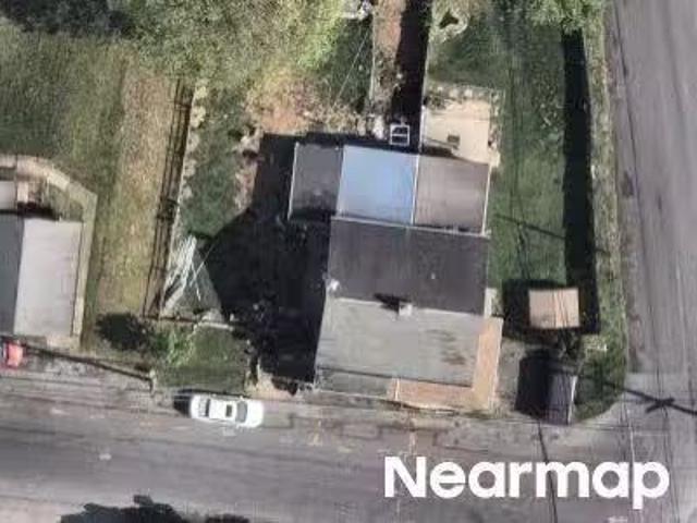 House for sale in Easton