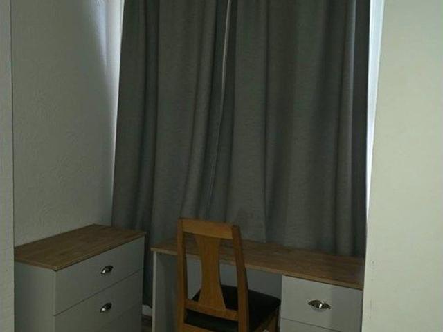 Room for rent in London Borough of Bromley, Greater London