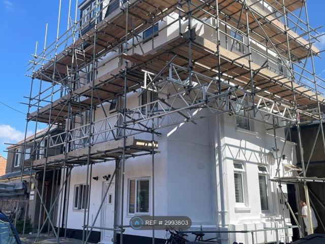 Studio for rent in Clapham, West Sussex