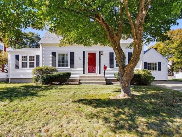 House for sale in Valley Falls, Cumberland