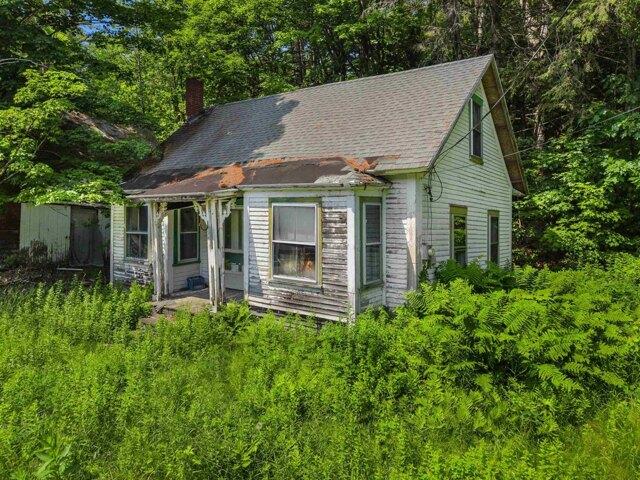 House for sale in New Hampshire