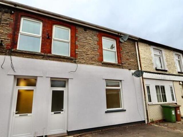 House for rent in Lyons, Greater London