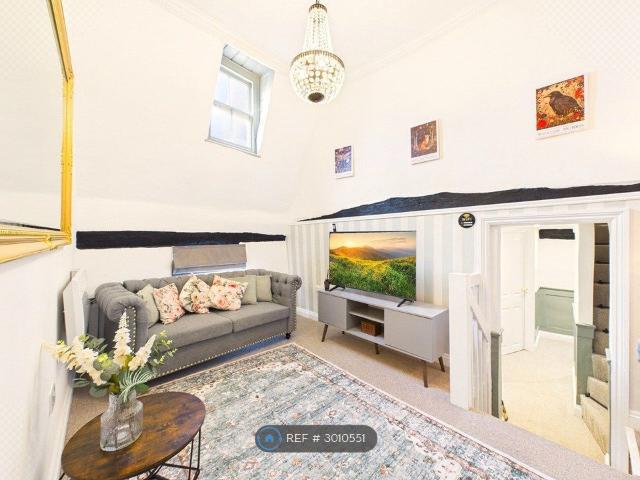 Apartment for rent in Chipping Hill, Essex
