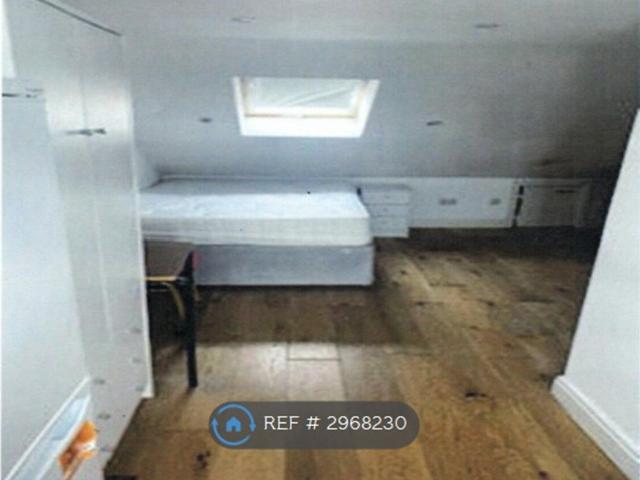 Studio for rent in Manor Park, Greater London