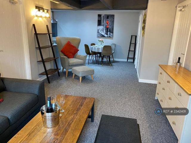 Apartment for rent in Roade, Isle Of Man