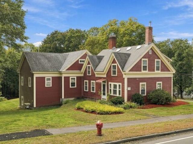 House for sale in Topsfield, Essex County
