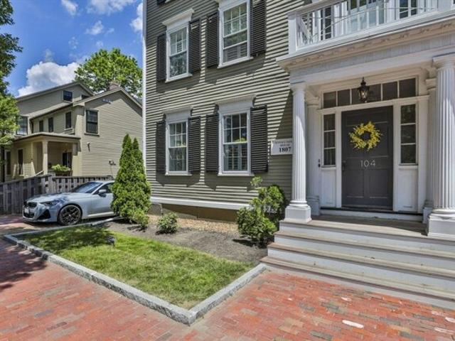 Condo for sale in Newburyport, Massachusetts