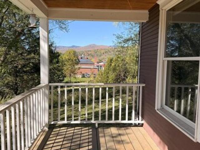 House for sale in Waterbury Village Historic District, Waterbury