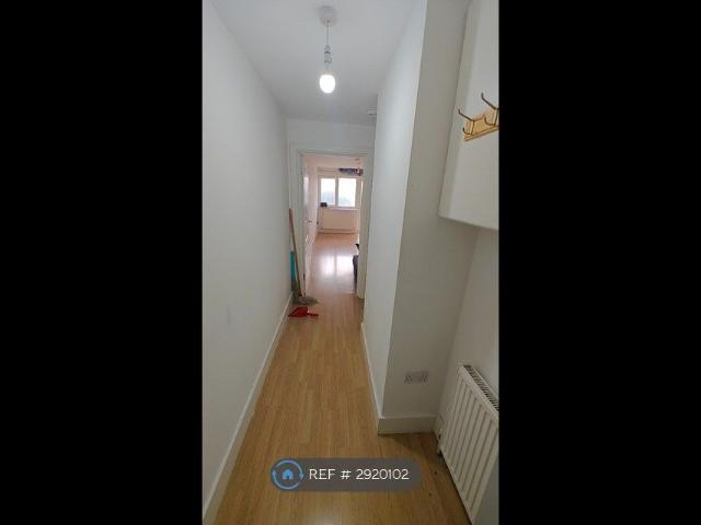 Apartment for rent in Yiewsley, Greater London