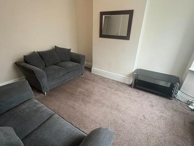 Room for rent in South Yorkshire