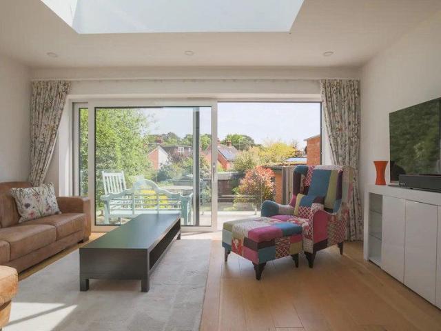 Apartment for rent in Sunninghill and Ascot, Sunninghill