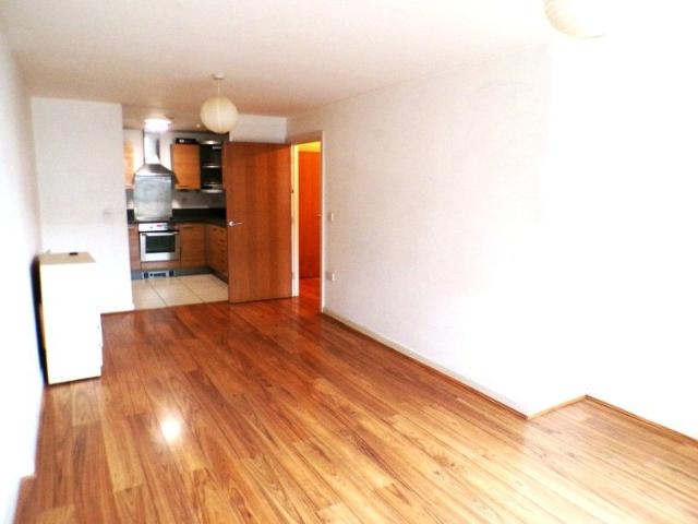 Apartment for rent in Southgate, Greater London