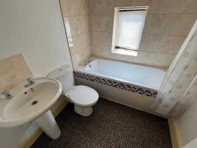 Apartment for rent in The Wharf, Beamhurst