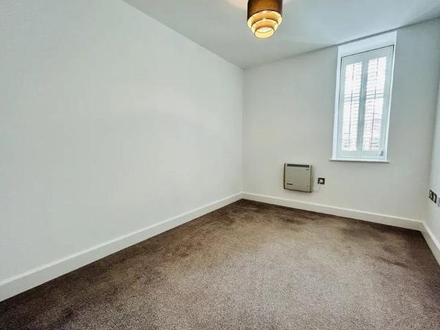 Apartment for rent in Kingsley Moor, Staffordshire