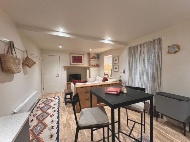 Apartment for rent in Llanfaelog, Rhosneigr