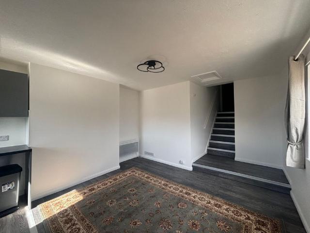 Apartment for rent in East End, Rushmoor