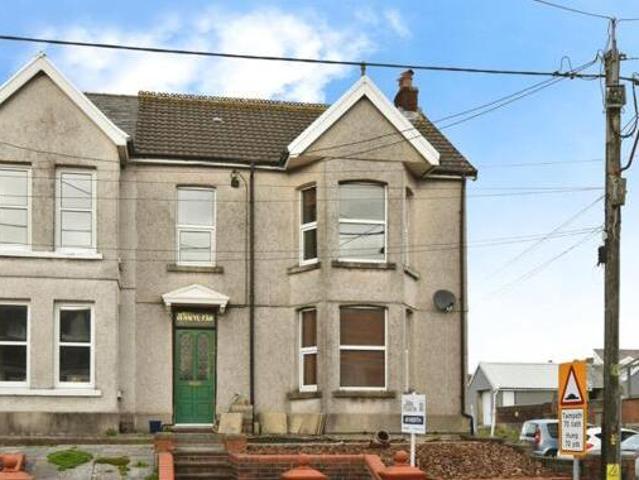 House for sale in Ammanford, Wales