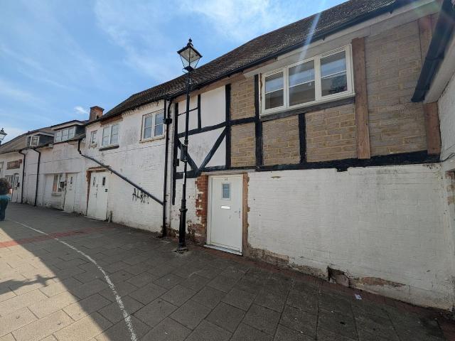 Apartment for rent in Barton Stacey, Hampshire