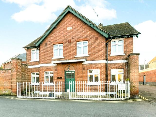 House for rent in Sunninghill and Ascot, Ascot