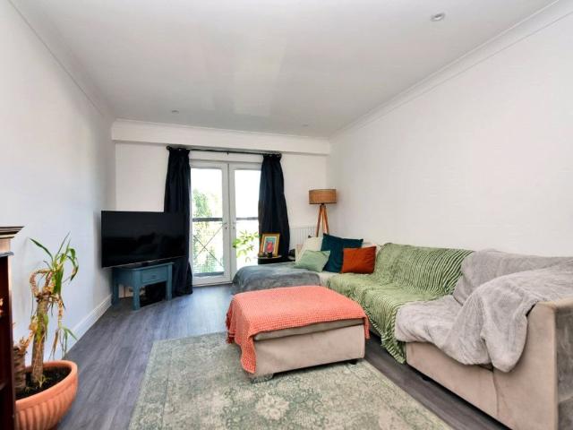 Apartment for rent in Banstead, Reigate and Banstead