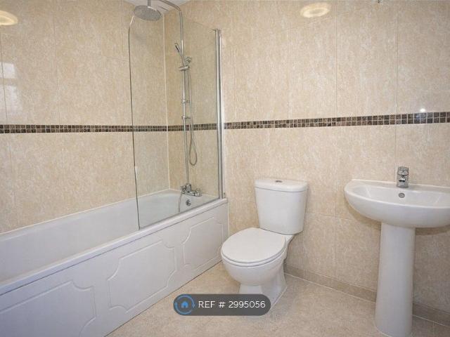 Apartment for rent in Barkingside, Greater London