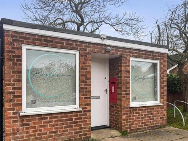 House for rent in Lyons, Greater London