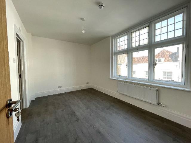 Room for rent in Battle, Heathlands