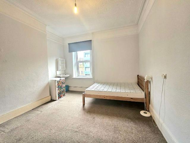 Room for rent in London Borough of Bromley, Greater London