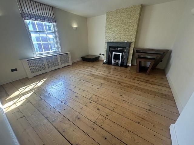 House for rent in Coleshill CP, Gun Hill