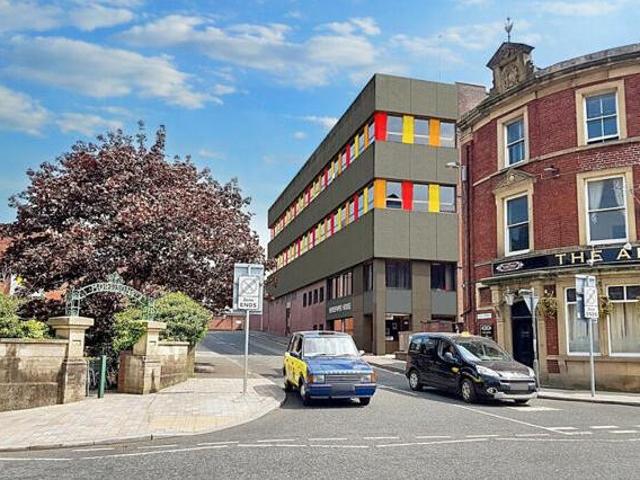House for sale in Queen's Park, Blackburn