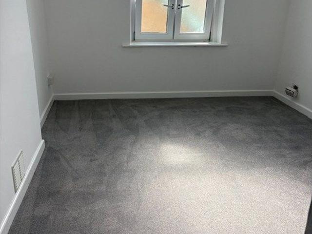 Studio for rent in Clapham, West Sussex