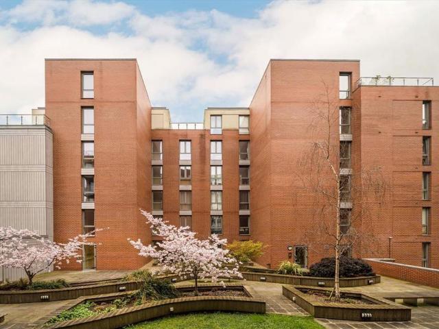 Apartment for rent in London Borough of Hounslow, Greater London