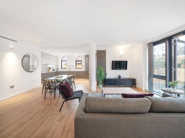 Apartment for rent in London Borough of Hounslow, Greater London